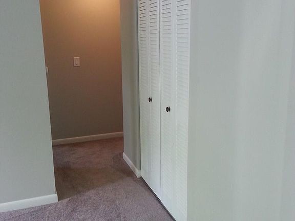 4th image of 3304 Chaucer Dr