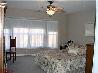 4th image of 417 Winding Woods Dr