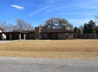 115 Neal Rd, Wharton, TX 77488