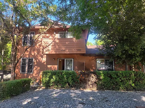 135 3rd St Photo 1