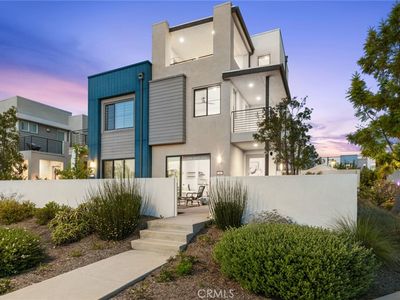 145 Novel, Irvine, CA, 92618