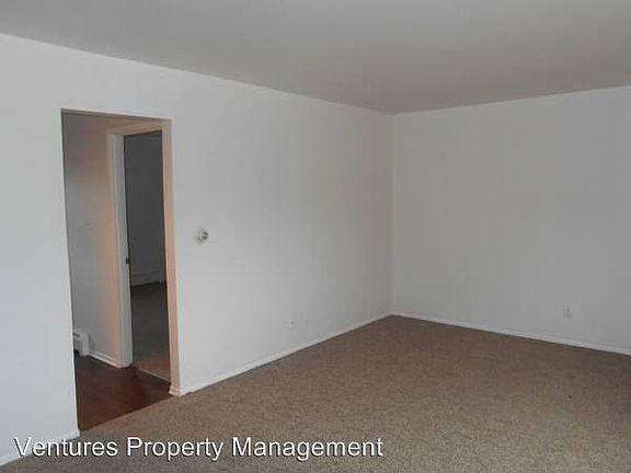 3rd image of 34 N 15th St APT 2