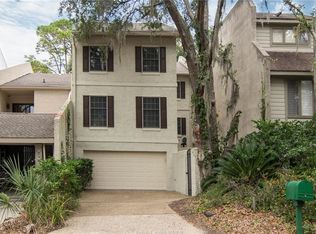 4 Mizzenmast Ct, Hilton Head Island, SC 29928