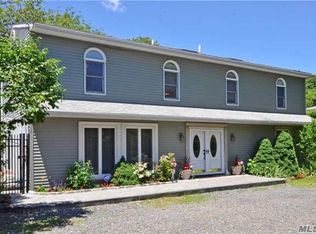 602 Woodbury Rd, Plainview, NY 11803