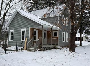 647 Laurel St, Reedsburg, WI 53959