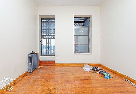 4th image of 646 Franklin Ave #4D