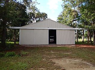 2234 Bell Dr NE, Steinhatchee, FL 32359