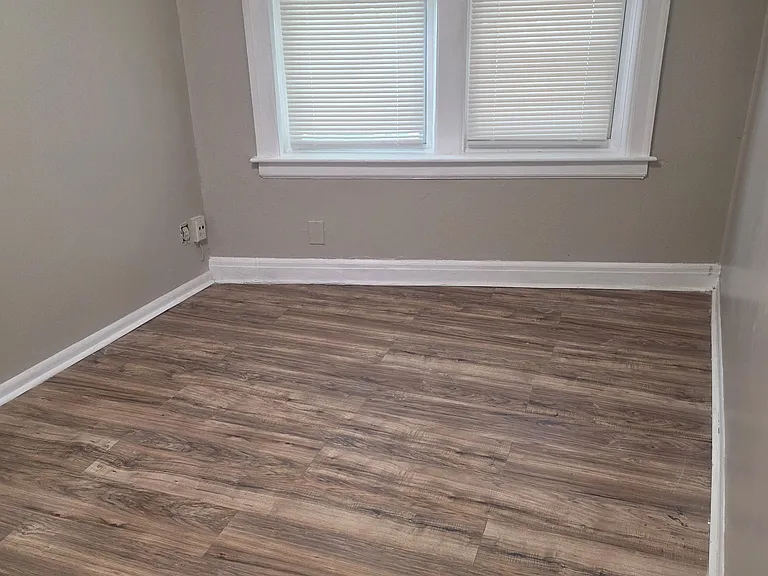 14302 Michigan Ave #1 — Photo 13