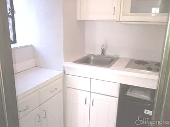 Rented by City Connections Realty