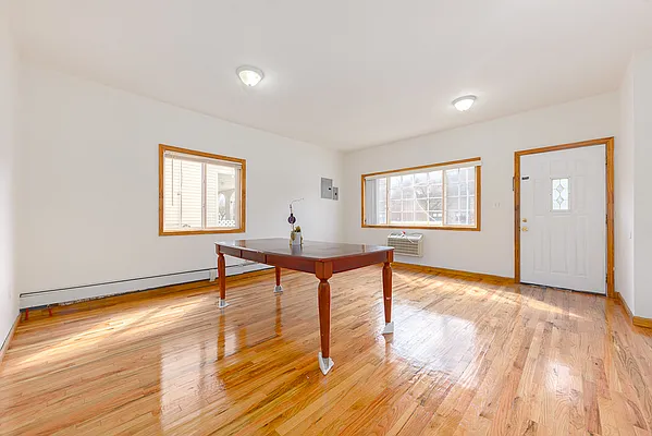 Rented by Bah Realty Group LLC | media 9