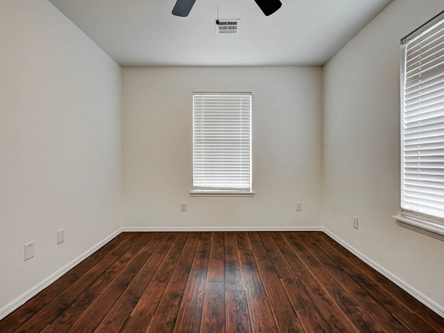 109 East Hayes Street - 1 — Photo 4
