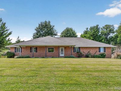 101 Polo Run, Waterloo, IL, 62298