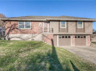 13208 Kemper Ct, Independence, MO 64050