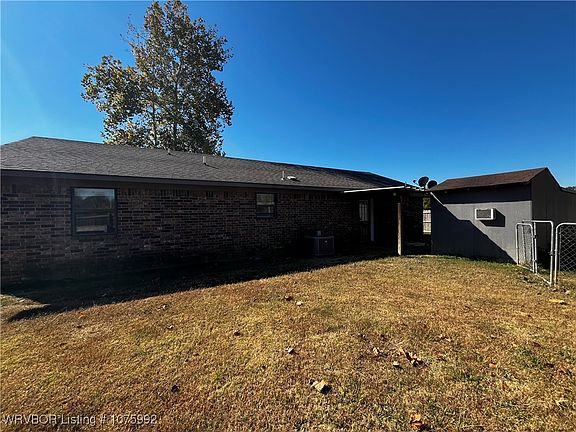 4th image of 356 Grandstaff Ave