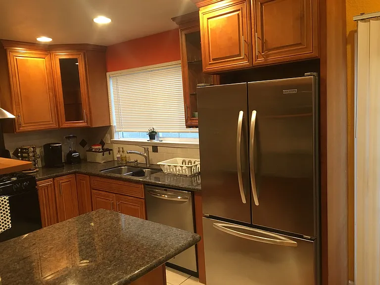 4417 Norocco Cir — Photo 12