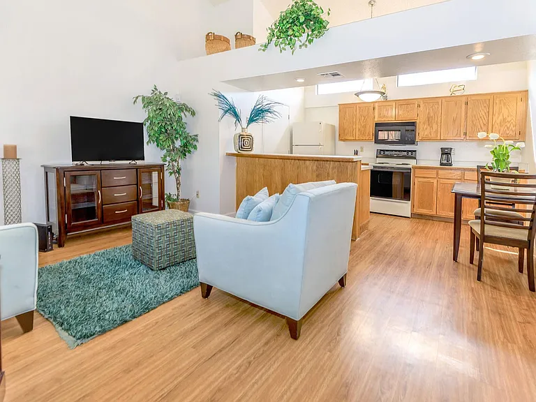 Rio Cancion Apartments — Photo 88