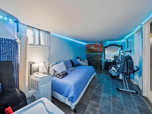 1419 East 54th Street image 12 of 16