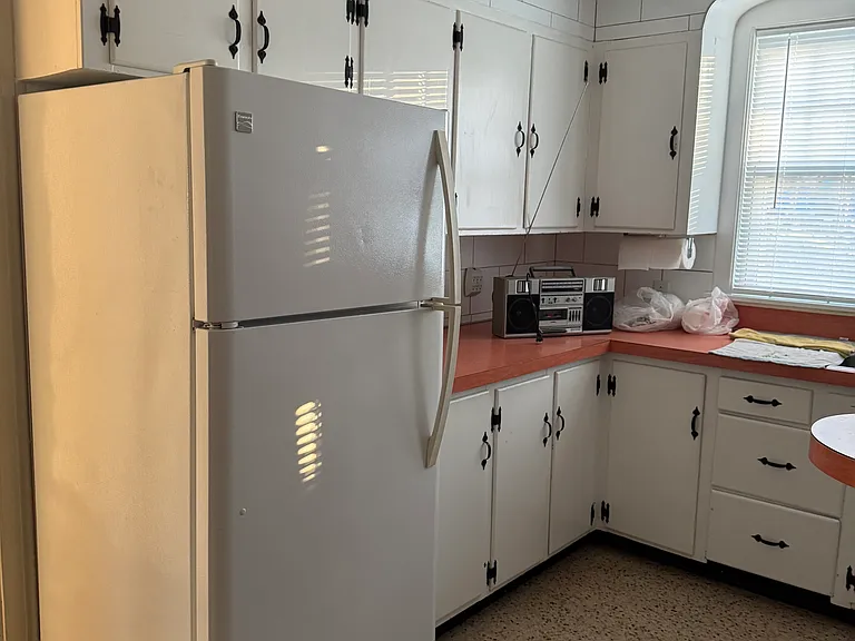 17 Arlington St #1 — Photo 6