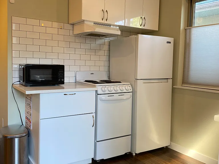 Tile backsplash.