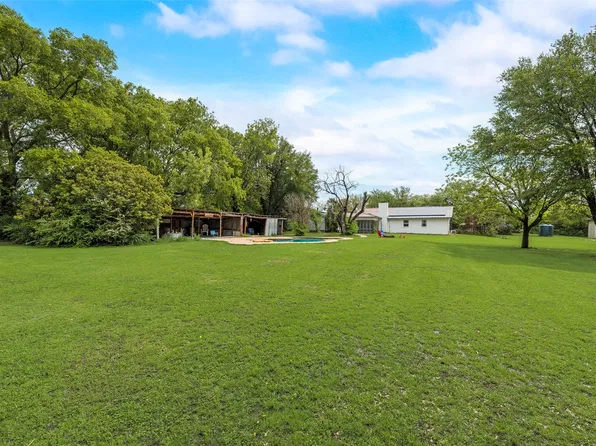 1809 N Trinity Rd, Denton, TX 76208