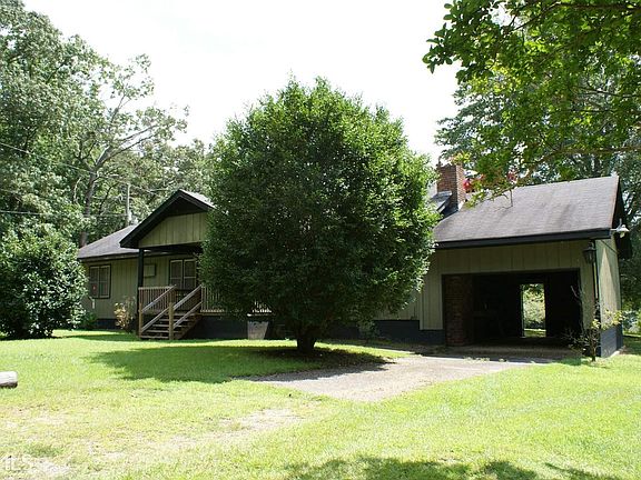 2nd image of 5527 Old Highway 441 N