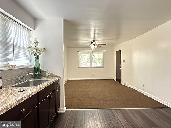 2nd image of 182 W Roosevelt Blvd #1/2-1