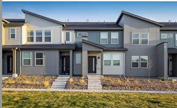 3 bed, 1443 sqft, $2,800 — Photo 3