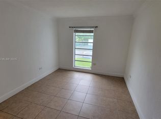 7232 SW 94th Pl APT E7, Miami, FL 33173