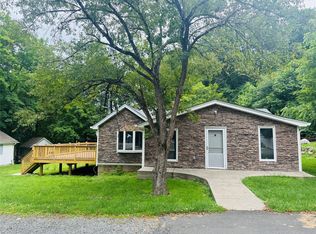 302 S Mountain Rd, New City, NY 10956