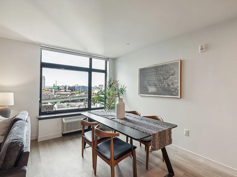Frankford Grand — Photo 128