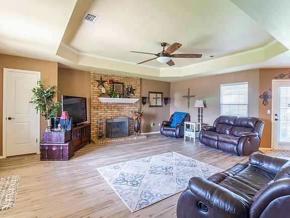 2nd image of 8303 Barstow Dr
