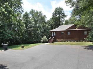 112 Millstone Rd, Lynchburg, VA 24502