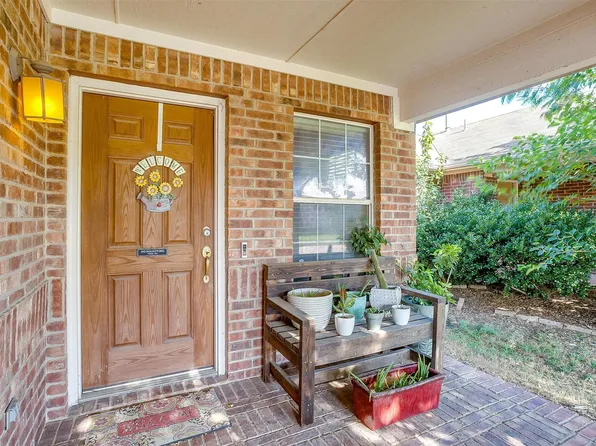 5957 Missy Ln, Fort Worth, TX 76131