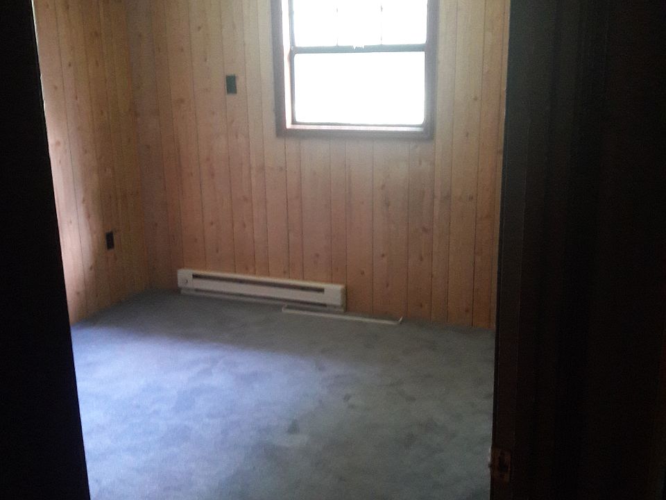 2nd image of 360 Sneed Hill Rd APT B4