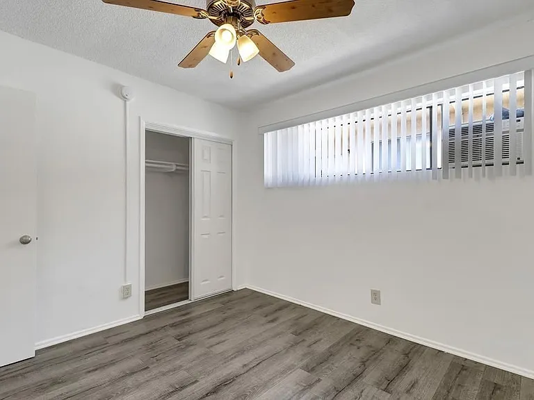3721 S Bentley Ave #6 — Photo 11