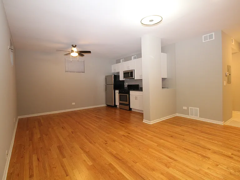 617 W Drummond Pl #GCW — Photo 10