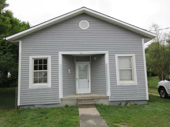 611 Broadway St, Irvine, KY 40336