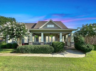256 Hawthorne Cir, Fairhope, AL 36532