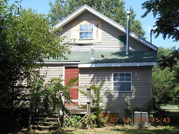 4th image of 827 S Nettleton Ave