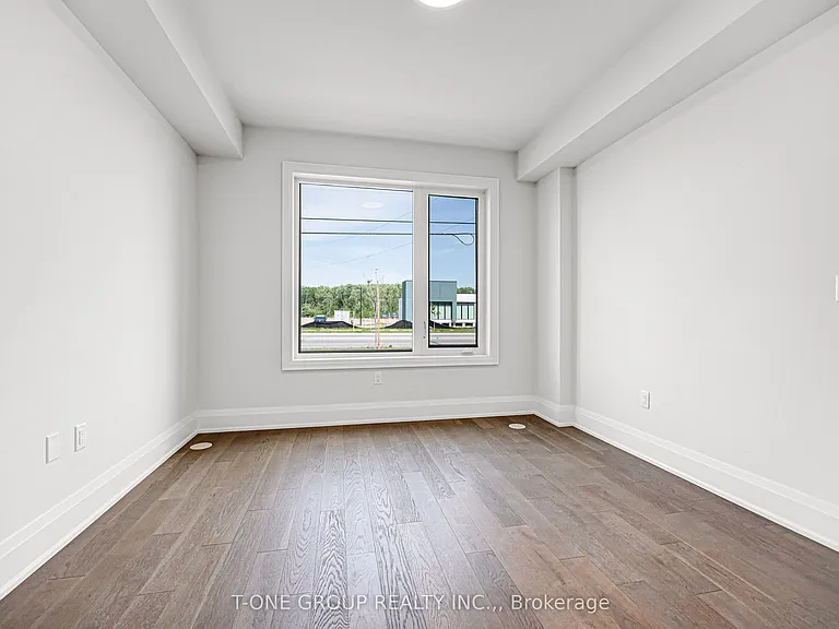106 Grimsby Ln — Photo 11