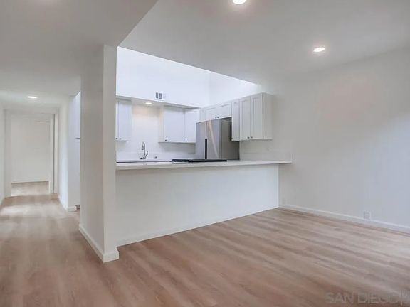 2nd image of 743 Bonair Way APT B