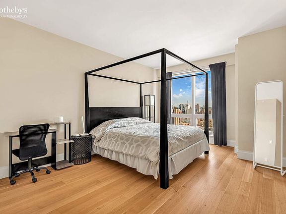 5th image of 350 W 42nd St APT 39C
