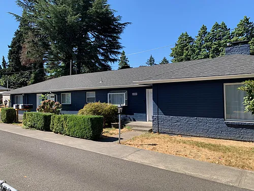 10050 NE Wygant St Photo 1