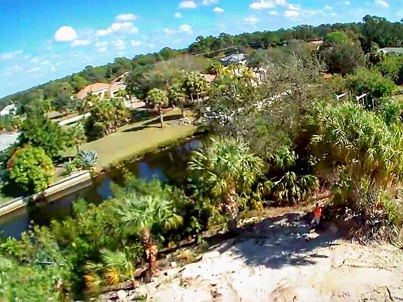 3rd image of 17442 Bayharbor Cir