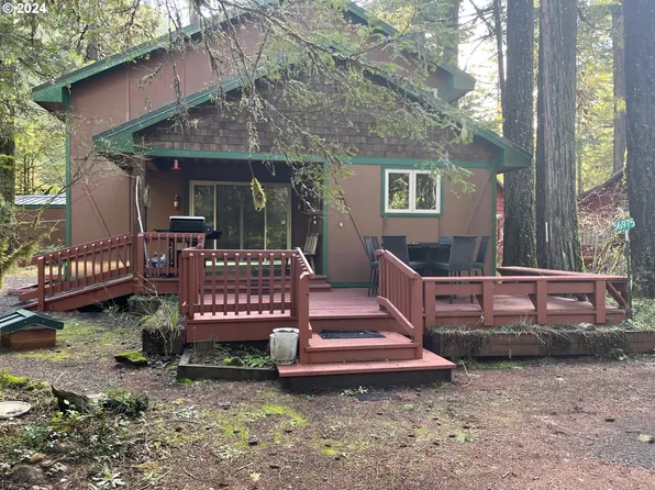 56975 McKenzie Hwy, McKenzie Bridge, OR 97413