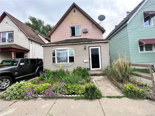 93 Sayre St, Buffalo, NY 14207