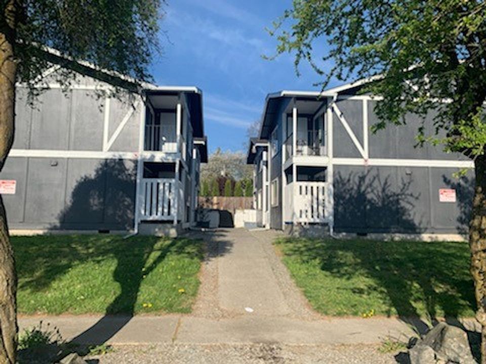 1st image of 3306 S Sawyer St #Makri3306-3
