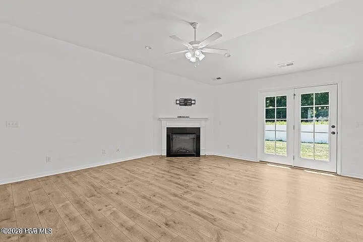 816 Knoll Cir — Photo 4