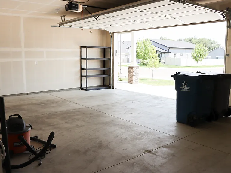 3605 S Rosa Parks Way — Photo 21