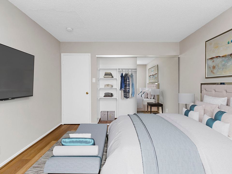 1st image of 1509 Golden Gate Ave #303